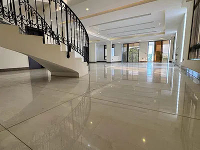 Most Spacious 5-Bedroom Maisonette Penthouse