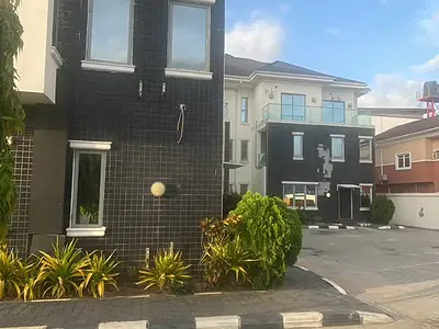 Block of Terraces