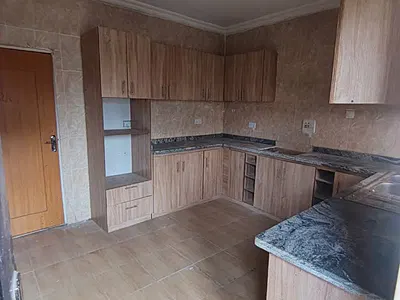 Very Clean and Spacious Rooms 3 Bedroom Apartment