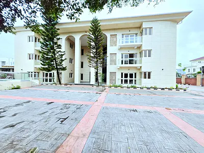 6 Units of Lovely 4 Bedroom Apartment
