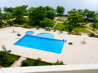 Luxury 3 Bedroom Waterfront Apartment - Balcony View & BQ - 7th Floor