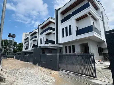 Luxury 6 Bedroom Detached Duplex with Excellent Facilities
