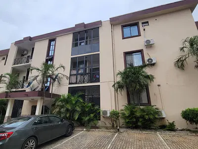 Newly Renovated 4 Bedroom Flat with BQ