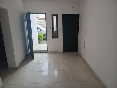 Spacious Miniflat with 2 Toilets, Open Plan Kitchen