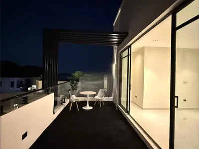 Newly Built 5 Bedroom Luxury Duplex