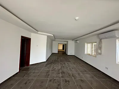 Luxurious 4 Bedroom Bedroom Apartment