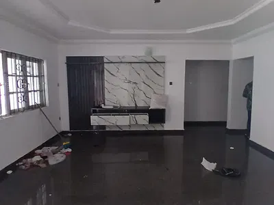 Super Massive ND Beautiful 3bedroom Apartment Upstairs