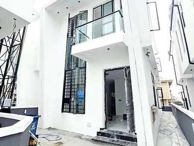 Luxury 4 Bedrooms Fully Detached Duplex