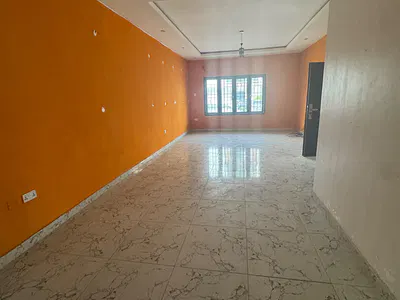 Spacious 3 Bedroom Apartment