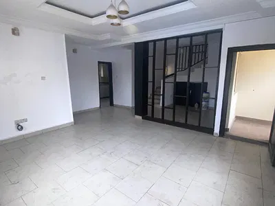 4 Bedroom Duplex (No BQ)