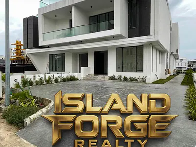 Luxury 5 Bedroom Semi-Detached Duplex with Swimming Pool