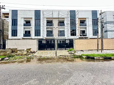 4 Bedroom Terrace Duplex