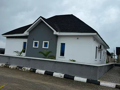 Luxury 4 Bedroom Bungalow with Excellent Facilities
