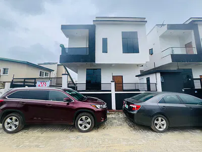 4 Bedroom Fully Detached Duplex
