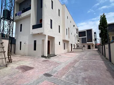 4 Bedroom Semi Detached + BQ