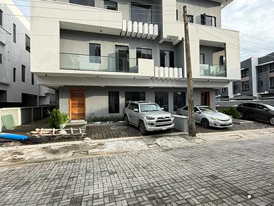 Standard 4 Bedroom Semi Detached Duplex