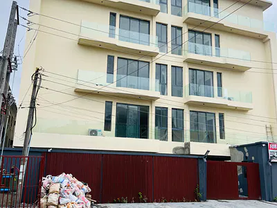Beautifully Finished 2 Bedroom Apartment