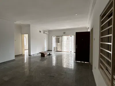 Lovely 3 Bedroom Apartment with BQ and Swimming Pool on the 1st Floor