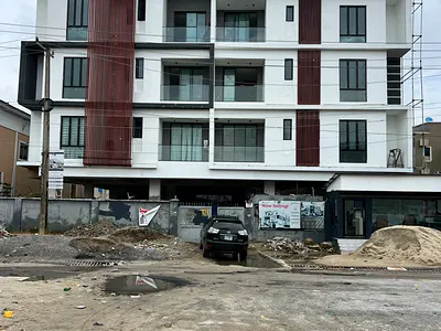Curated 2 Bed Apartment with Pool, Gym, Elevator, Smart Home Features