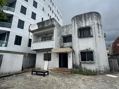 9 Bedroom Detached Duplex