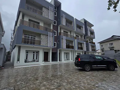 2bedroom Maisonette with a BQ
