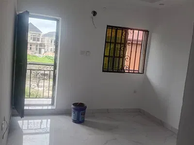 Very Spacious Neatly Used 1 Bedroom Flat