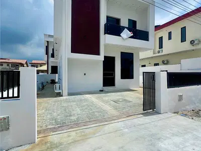 4 Bedroom Fully Detached Duplex with BQ