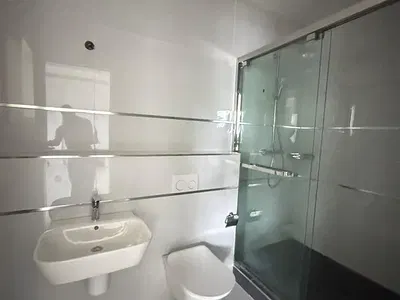 3 Bed Apartments with BQ