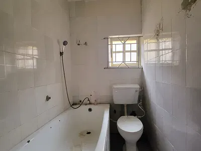 Clean Three Bedroom Apartment