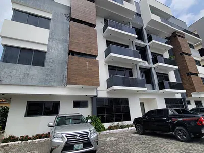 Exquisite 3 Bedroom Apartment with BQ