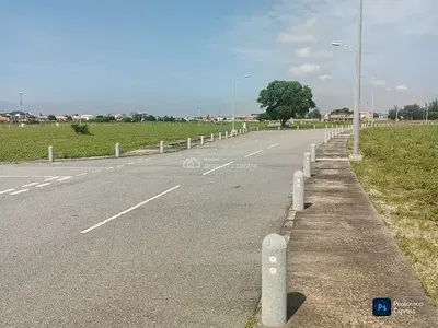 Build in a Premier Estate: 1103 SQM Plot with Resort