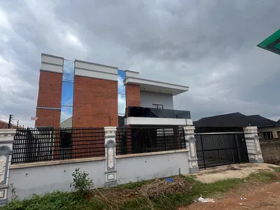 Newly Built of 5 Bed Detached Duplex with Swimming Pools