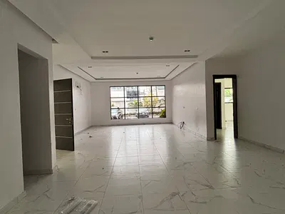 Sweet and Spacious 3 Bedroom Apartment with a BQ