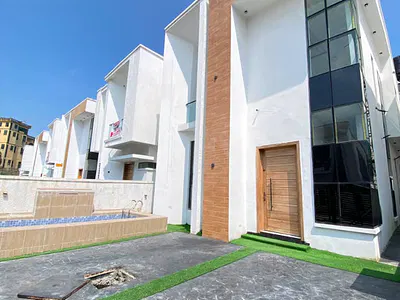 Stunning & Affordable 4 Bedroom Fully Detached Duplex with BQ & Pool