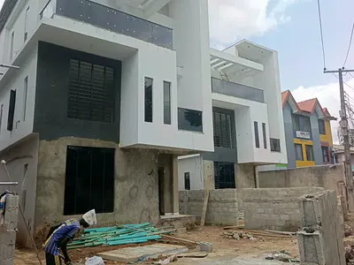 Newly Built 5 Bedroom Detached Duplex