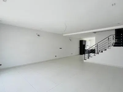 4-Bedroom Terrace with BQ