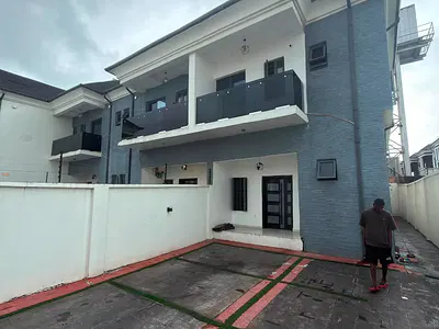Spacious & Self Compound 3 Bedroom Terrace