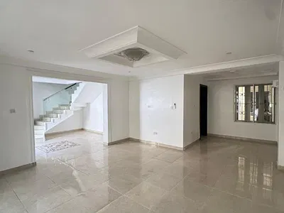 5 Bedroom Terrace and BQ