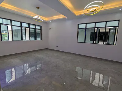 Massive 5 Bedroom Terrace Duplex with BQ
