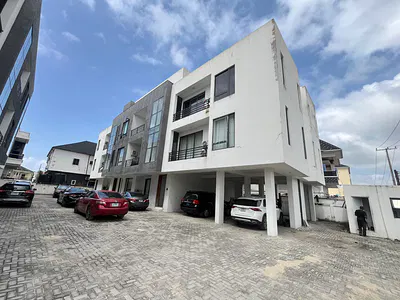 Spacious 2 Bedroom Apartment on the Second Floor