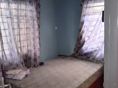 Neat 2 Bedroom Apartment Available