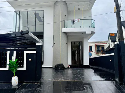 5-Bedroom Duplex