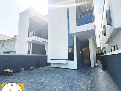 Amazing 5 Bedroom Fully Detached Duplex with BQ and Swimming Pool