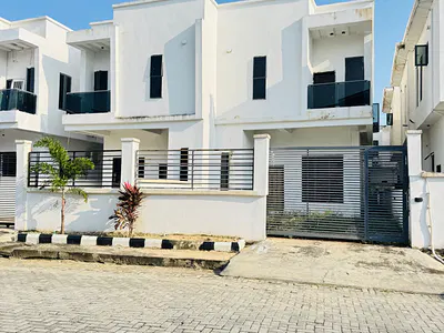 Brand New Spacious 4bedroom Semi Detached Duplex +BQ 179M
