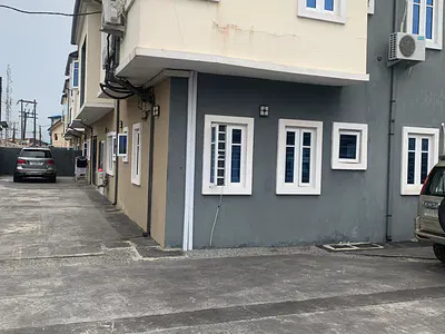 Tastefully Finished Mini Flat with Pop, Guest Toilet