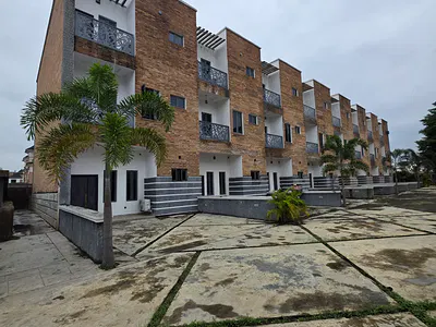 Massive 4 Bedroom Terrace Duplex with BQ