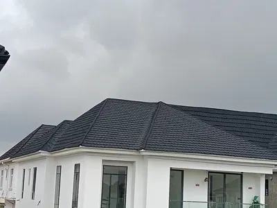 Luxury 5 Bedrooms Detached Duplex with BQ