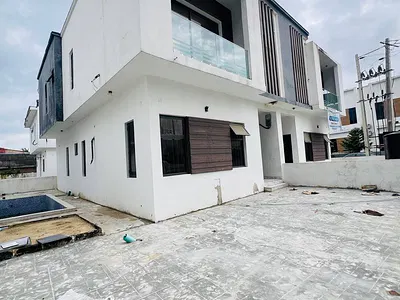 4 Bedroom Semi Detached Duplex with BQ