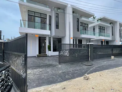 4 Bedroom Semi Detached