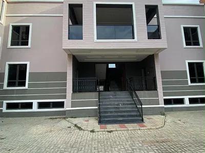 Newly Built 2 Bedroom Apartment in a Serene Neighborhood